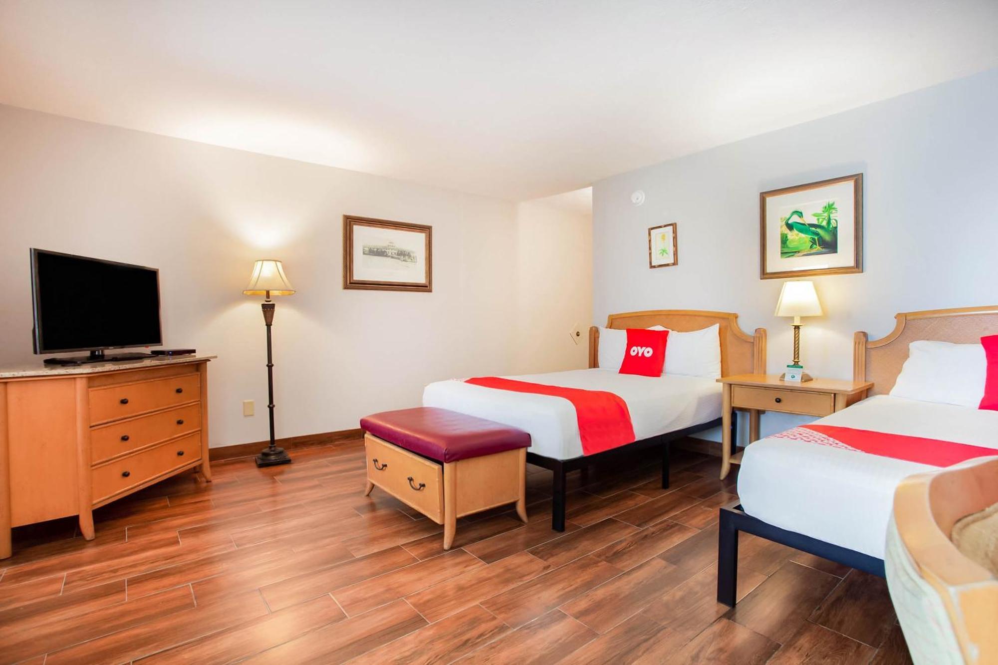 Oyo Waterfront Hotel- Cape Coral Fort Myers, Fl Екстер'єр фото