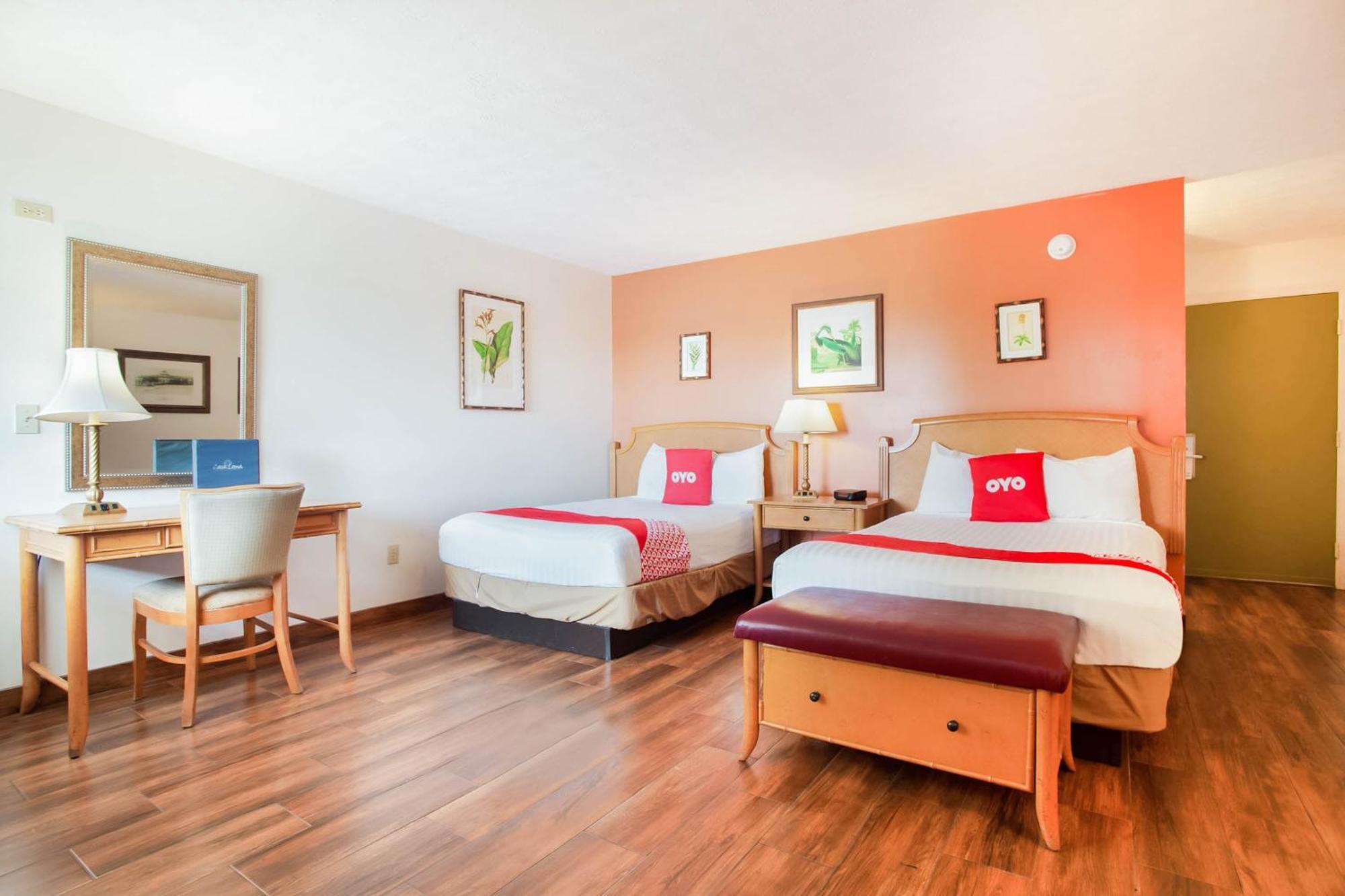 Oyo Waterfront Hotel- Cape Coral Fort Myers, Fl Екстер'єр фото